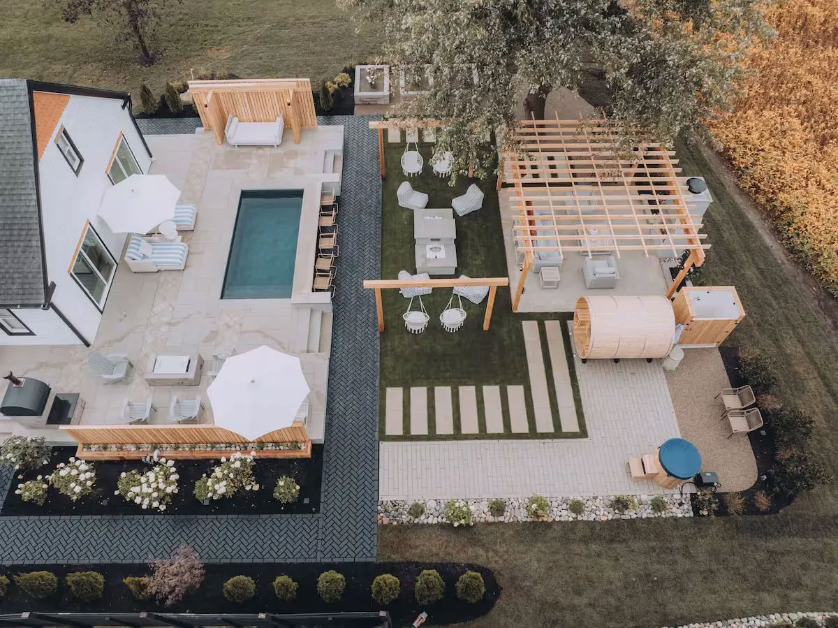 Bayto concrete plunge pool